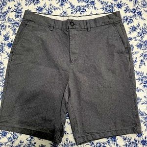 Old Navy Men’s Shorts Size 36